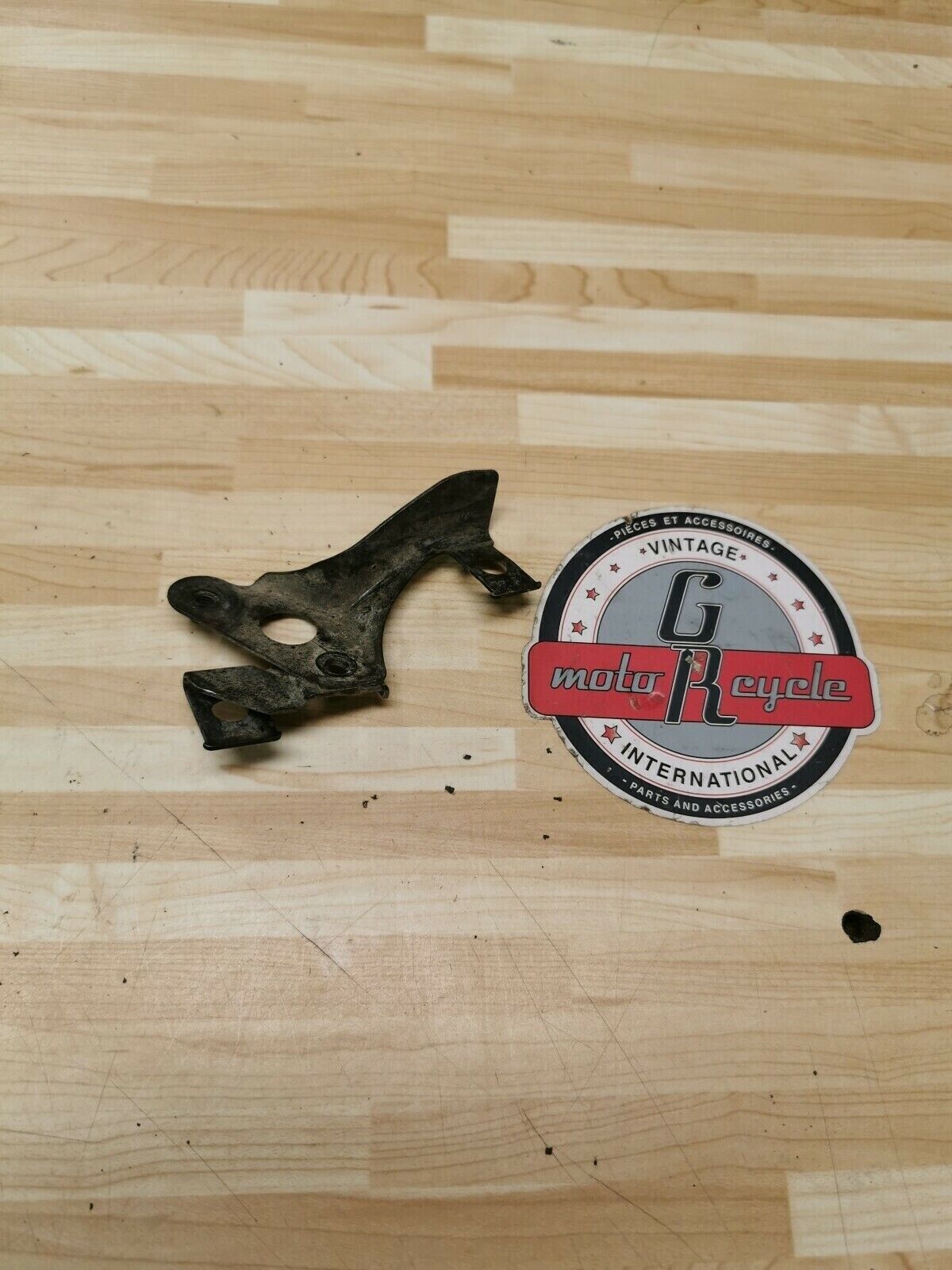 Yamaha DT200 1985 electrical mounting plate mount bracket holder