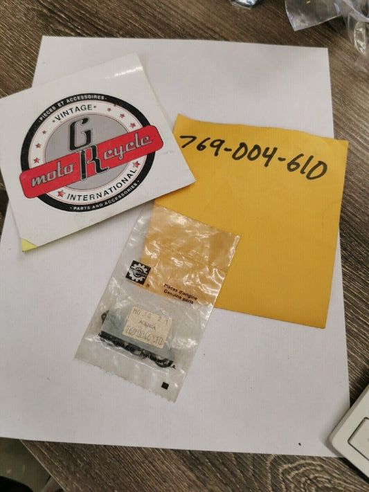 NOS PUCH BOMBARDIER MAXI CIRCLIP 769-004-610 P3