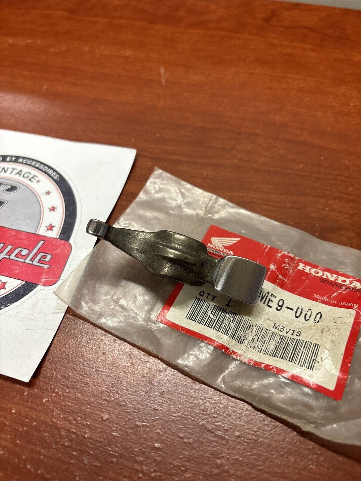NOS Honda NV750C VT1100C VT700C VT750C VT800C ROCKER ARM 14611-ME9-000 H171
