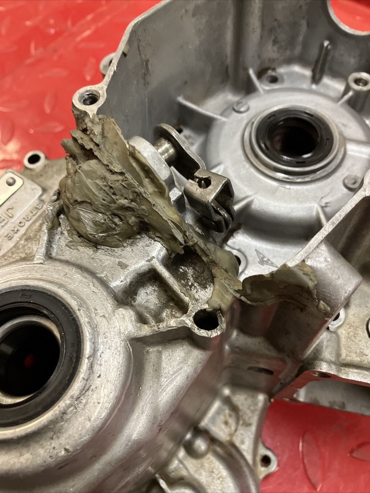 Honda CR125R 1998 crankcase left right