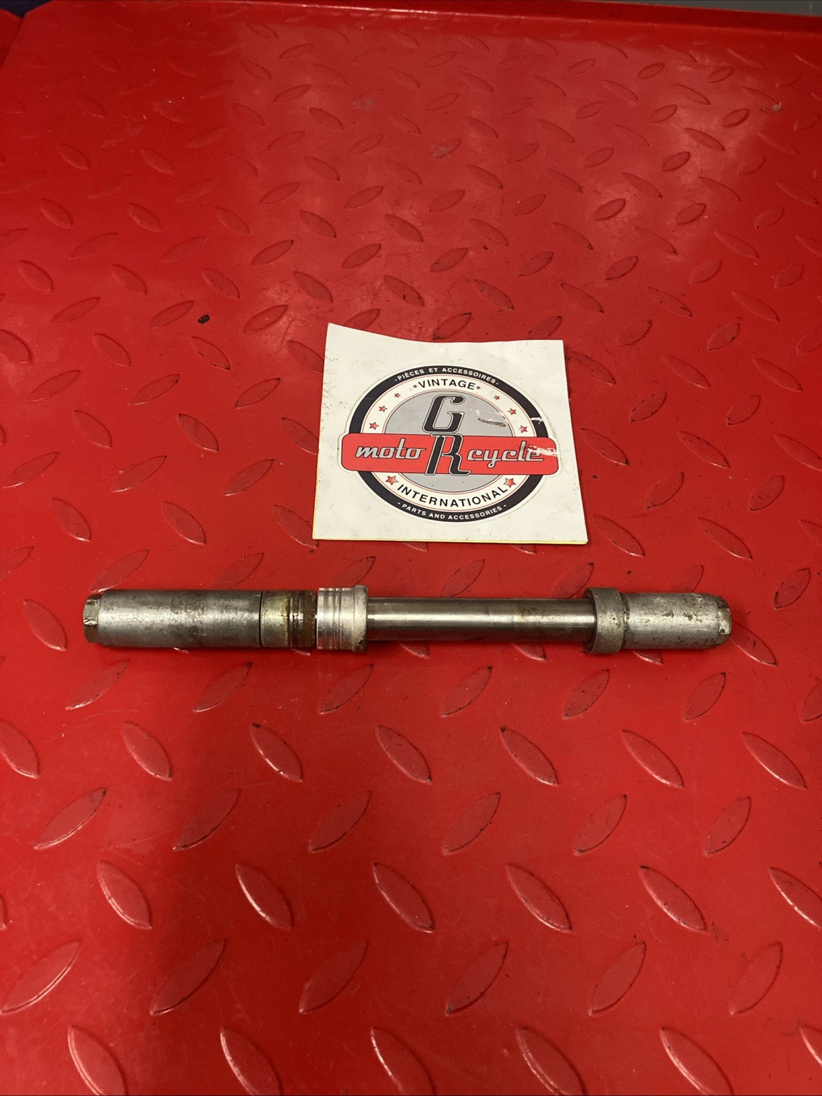 Honda CR250R 1991 Front wheel axl bolt nut collar holder CR125R CR500R 1990