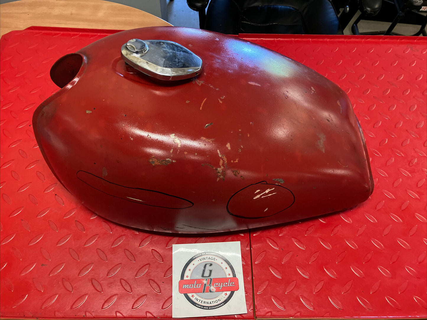 Kawasaki KZ900 KZ1000 Fuel tank gas petrol reservoir