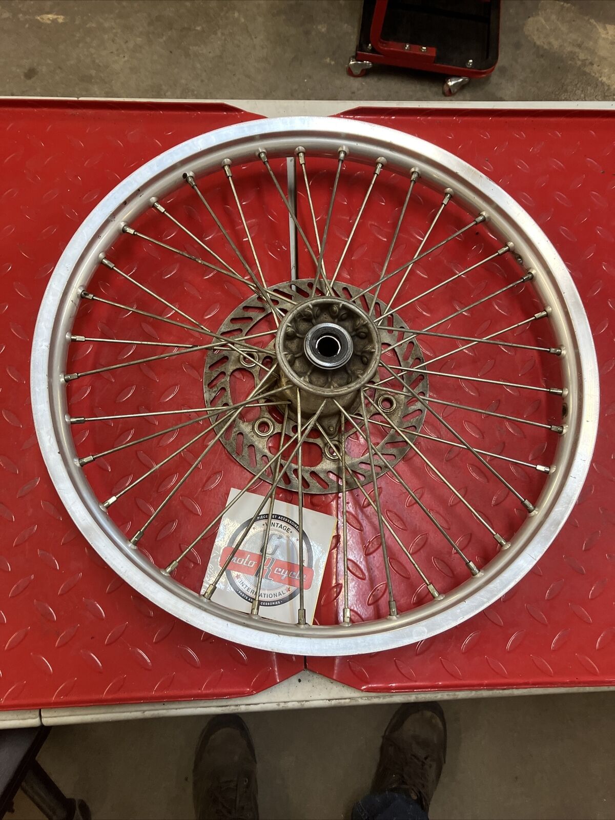 Kawasaki KX250 1994 Front wheel rim hub 41090-1091 KX500 1993