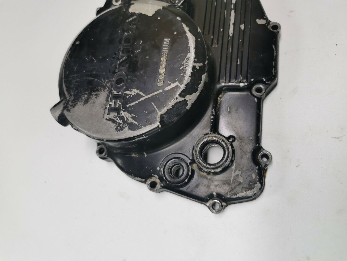 Honda XR350R 1983 Right crankcase clutch cover 11330-KF0-010 11330-KF0-000