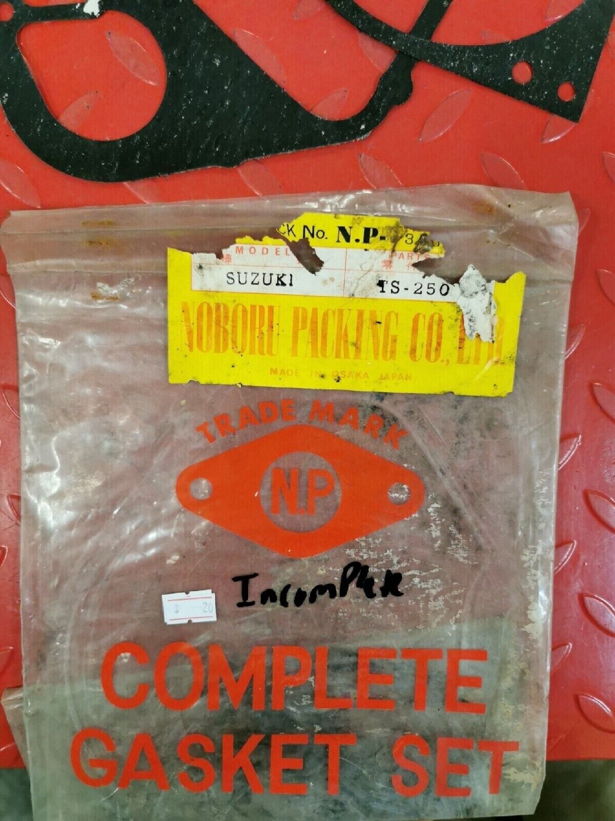 NOS SUZUKI TS250 INCOMPLETE GASKET SET 61510 S14