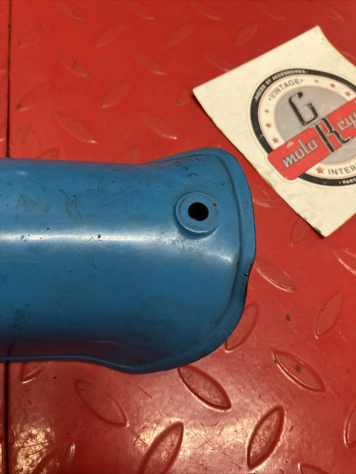 Suzuki RV90 1975 Top frame cover