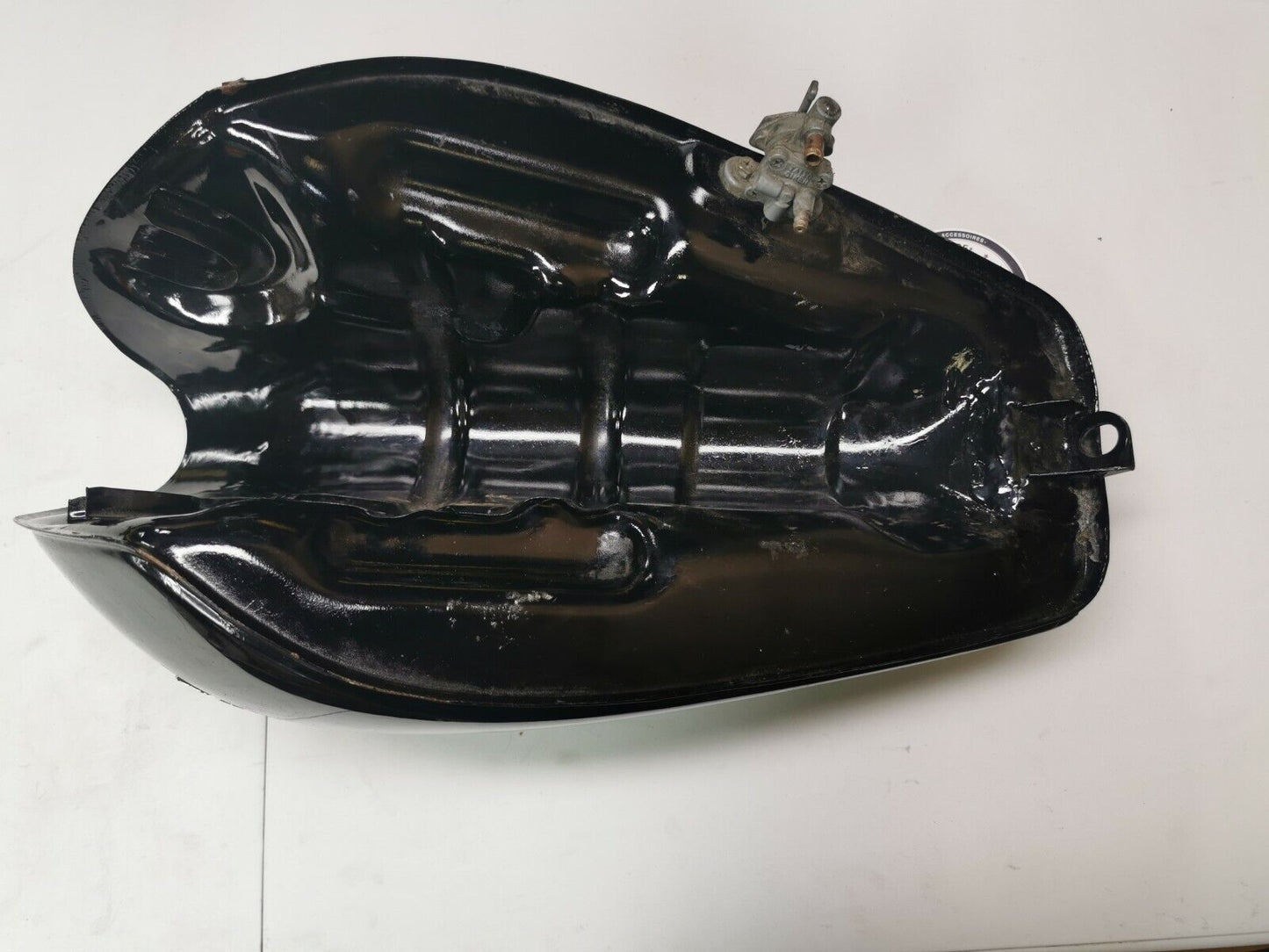 Kawasaki KZ440 fuel tank gas petrol reservoir cap petcock emblem badge G