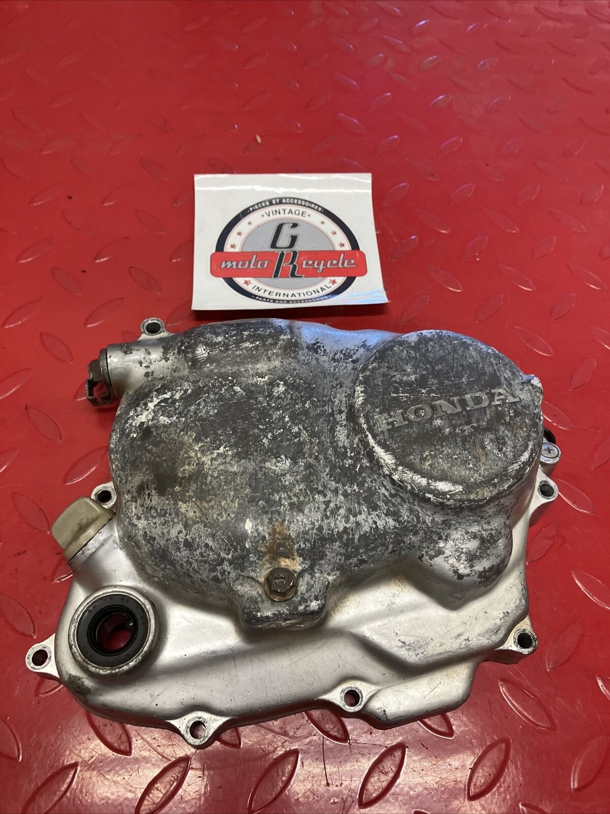 Honda XR75 1974 right crankcase clutch cover 1974 1975 1976