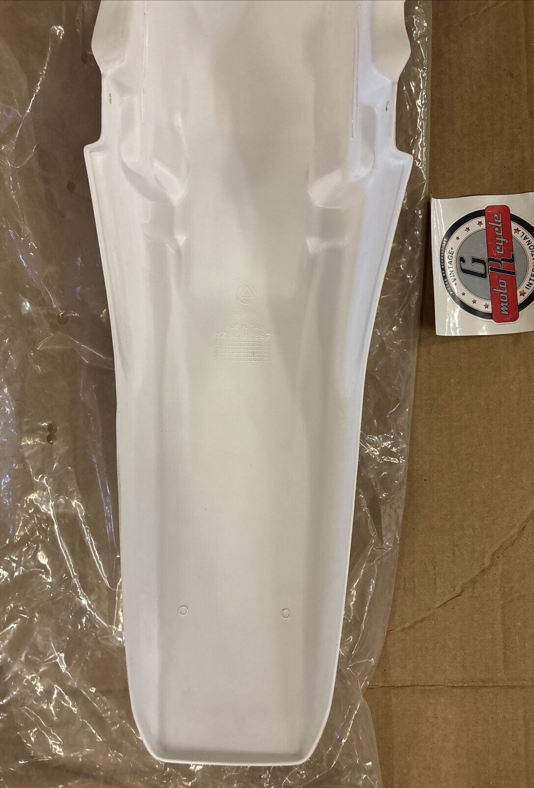 NOS UFO PLAST 1996 - 2001 YZ125 YZ250 REAR FENDER WHITE YA02897-046