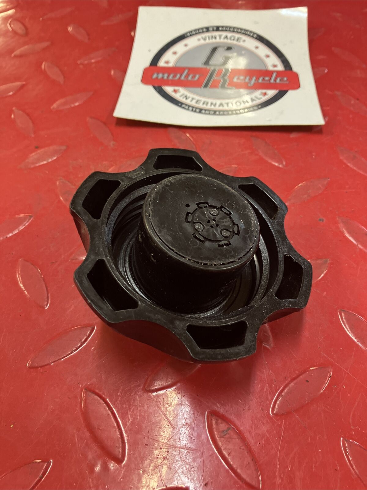 Honda XR200R 1996 fuel tank cas petrol reservoir cap