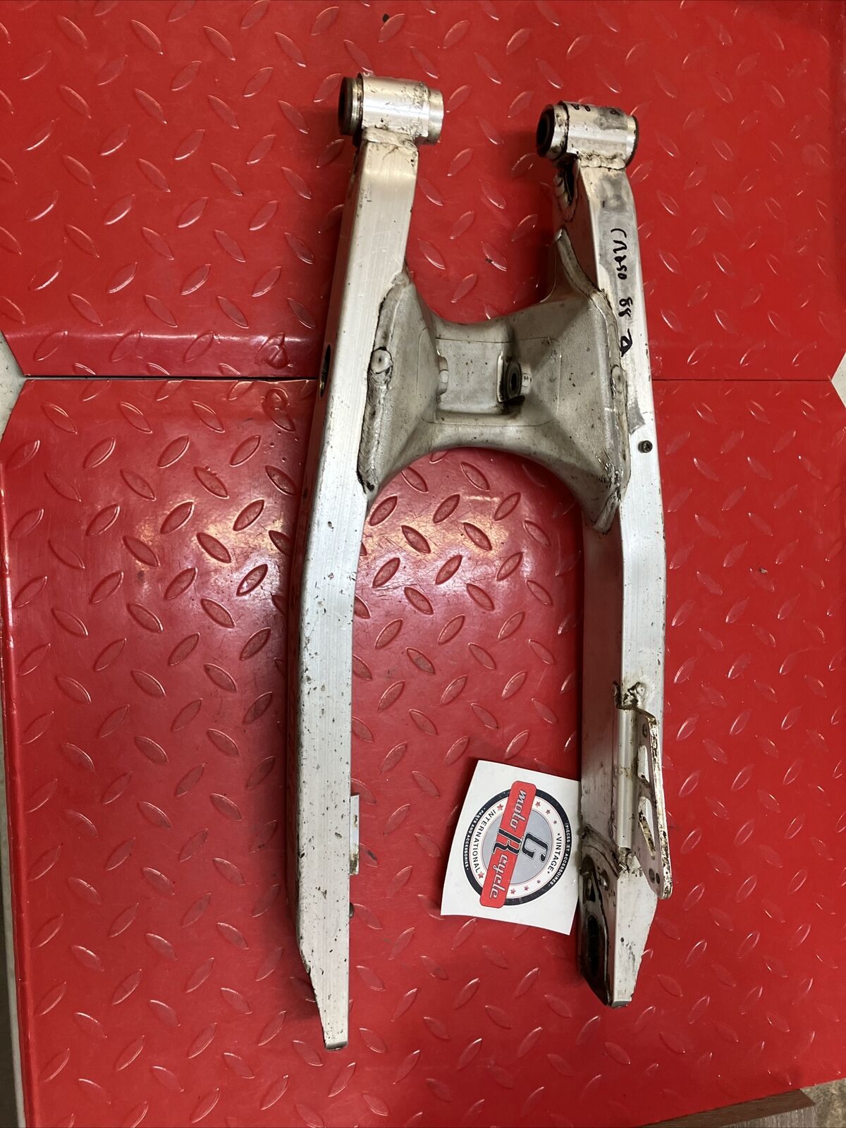 Honda CR250R 1988 swingarm rear swinging arm 2