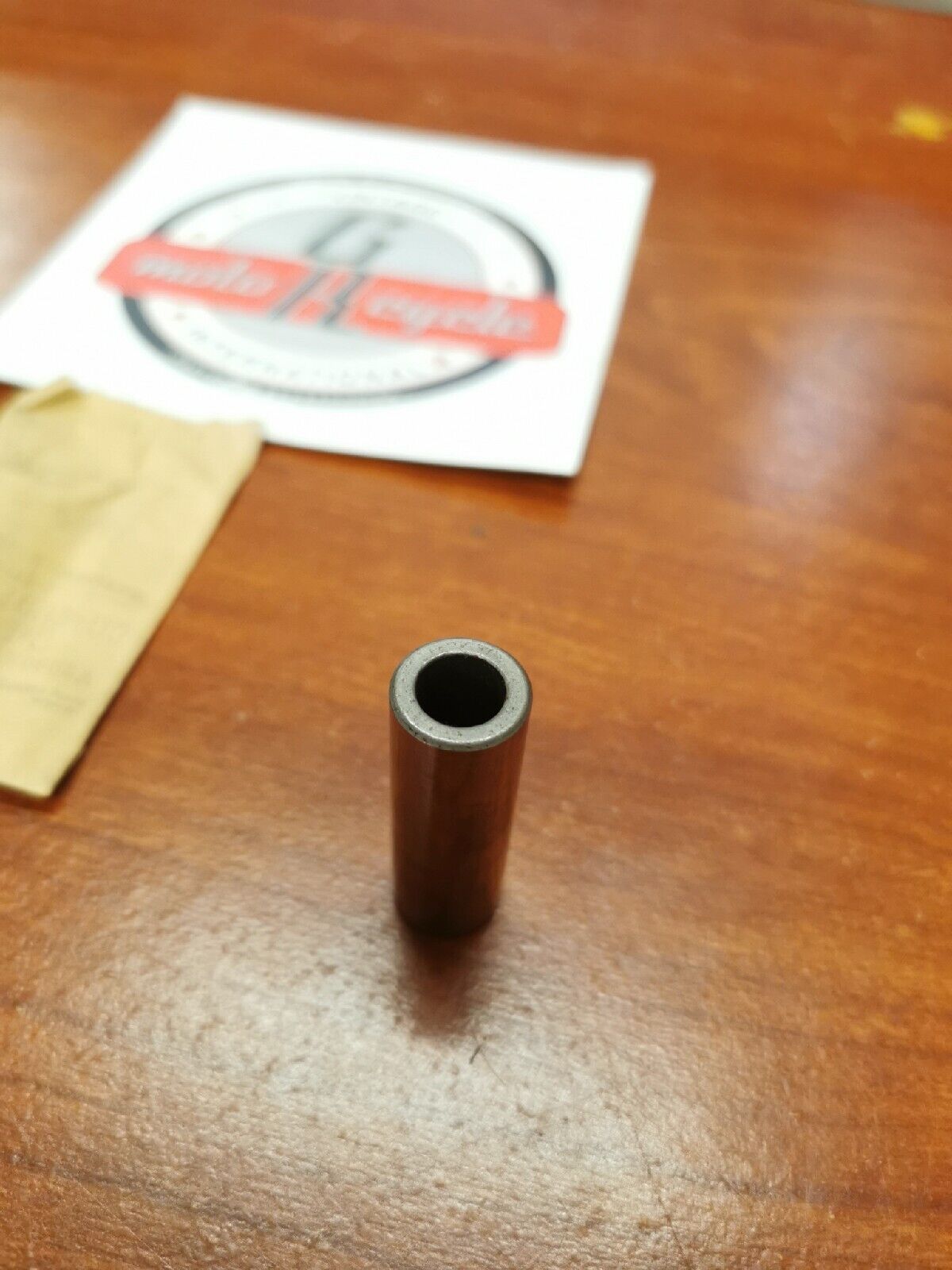 NEW NOS Yamaha PISTON PIN 131-11633-00-00 Y70