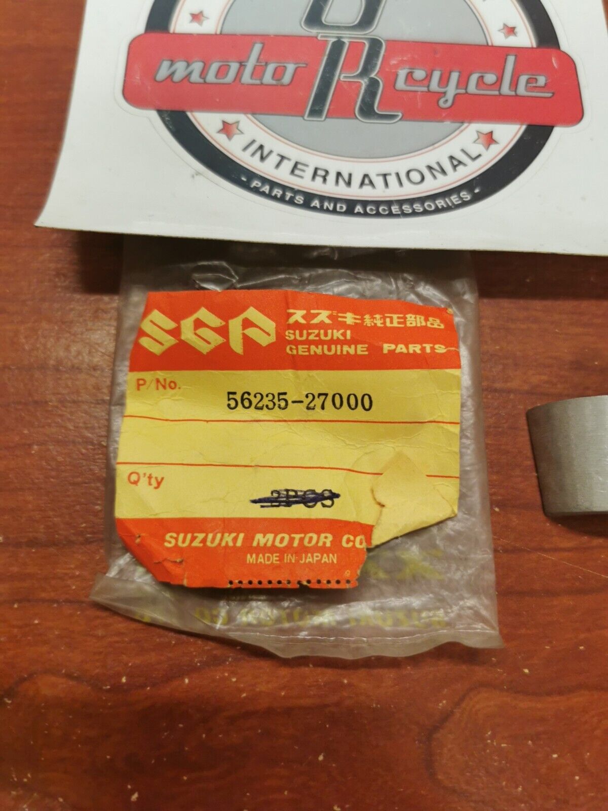 NOS Suzuki MT50 HANDLEBAR STOPPER 56235-27000 SUB. 56235-27001 S19