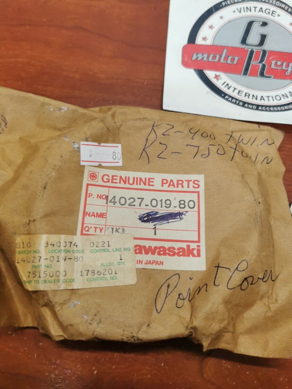 NOS Kawasaki KZ750 KZ400 KZ440 BUFF COVER BREAKER POINT 14027-019-80 K35