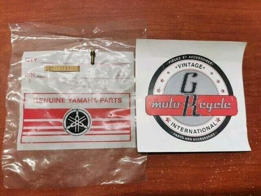 NOS Yamaha 1974 RD250 PILOT JET #30 193-14142-30-00 SUB 193-14142-30-A0 Y144