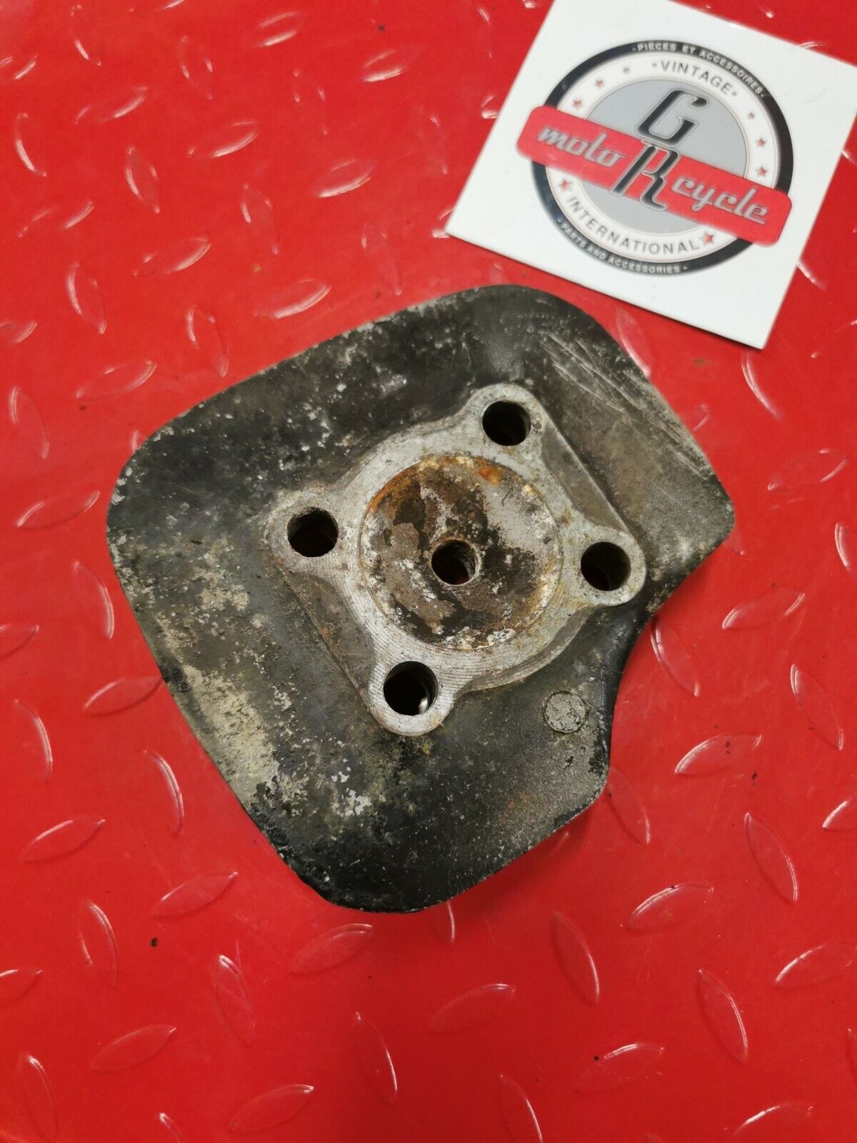 Yamaha MX100 1980 cylinder head jug barrel cover DT100 RT100