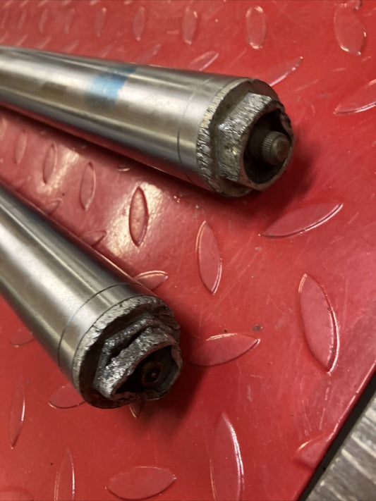 Honda CR125R 1981 left right front forks