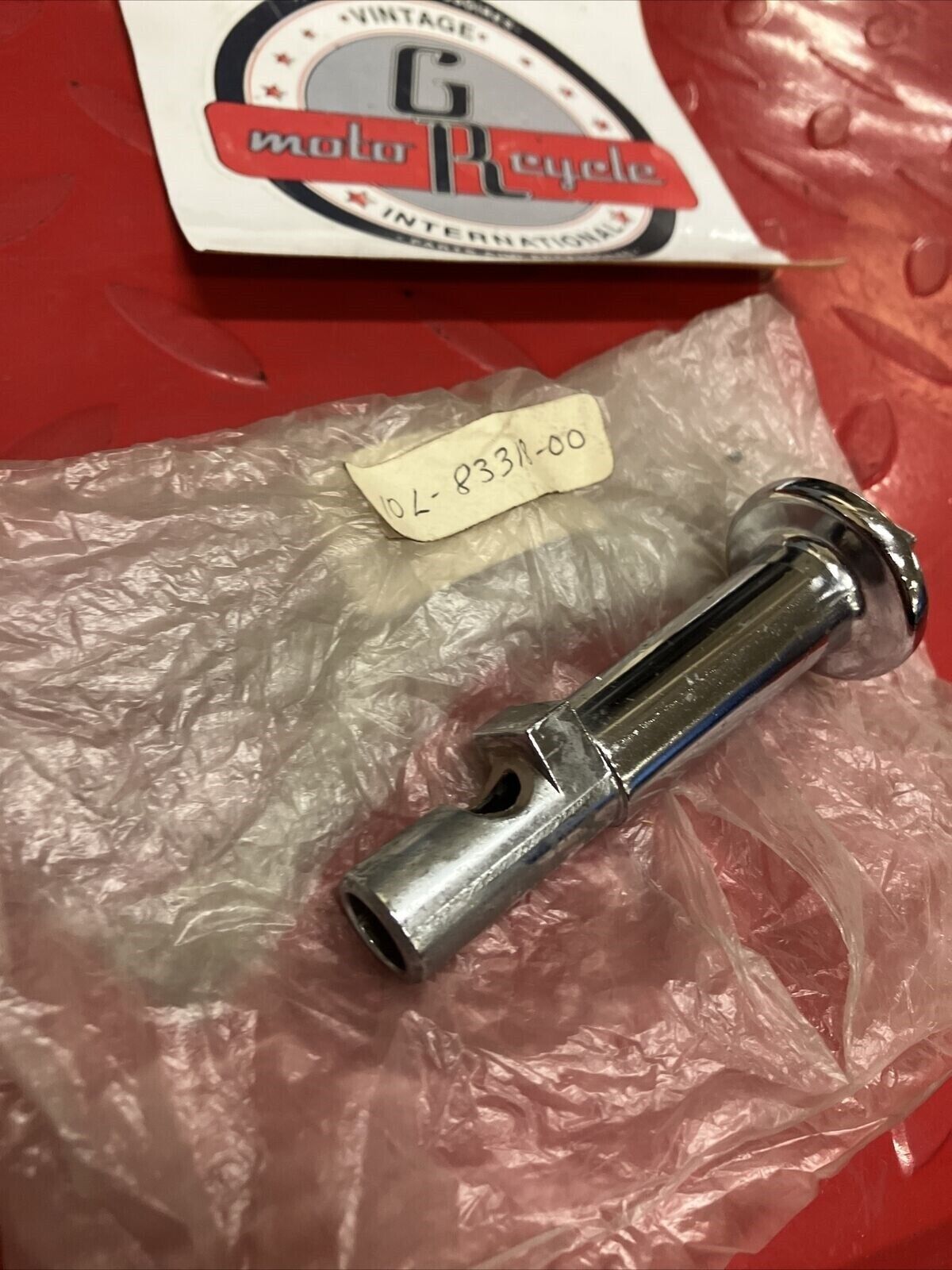 NOS YAMAHA XV920J 1982 TURN SIGNAL STAY BRACKET 10L-83318-00-00 Y64