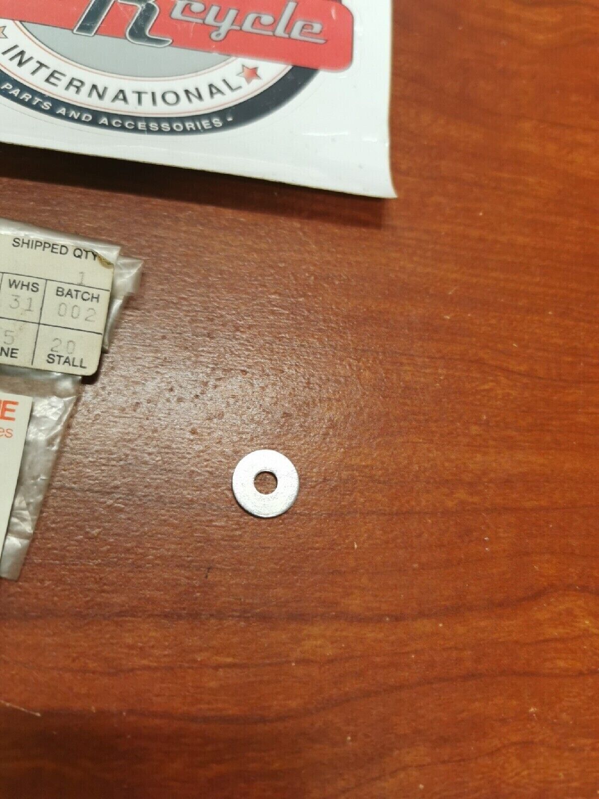 NOS Yamaha CARBURETOR WASHER 256-14952-00-00 SUB. 4CW-14962-00-00 Y71