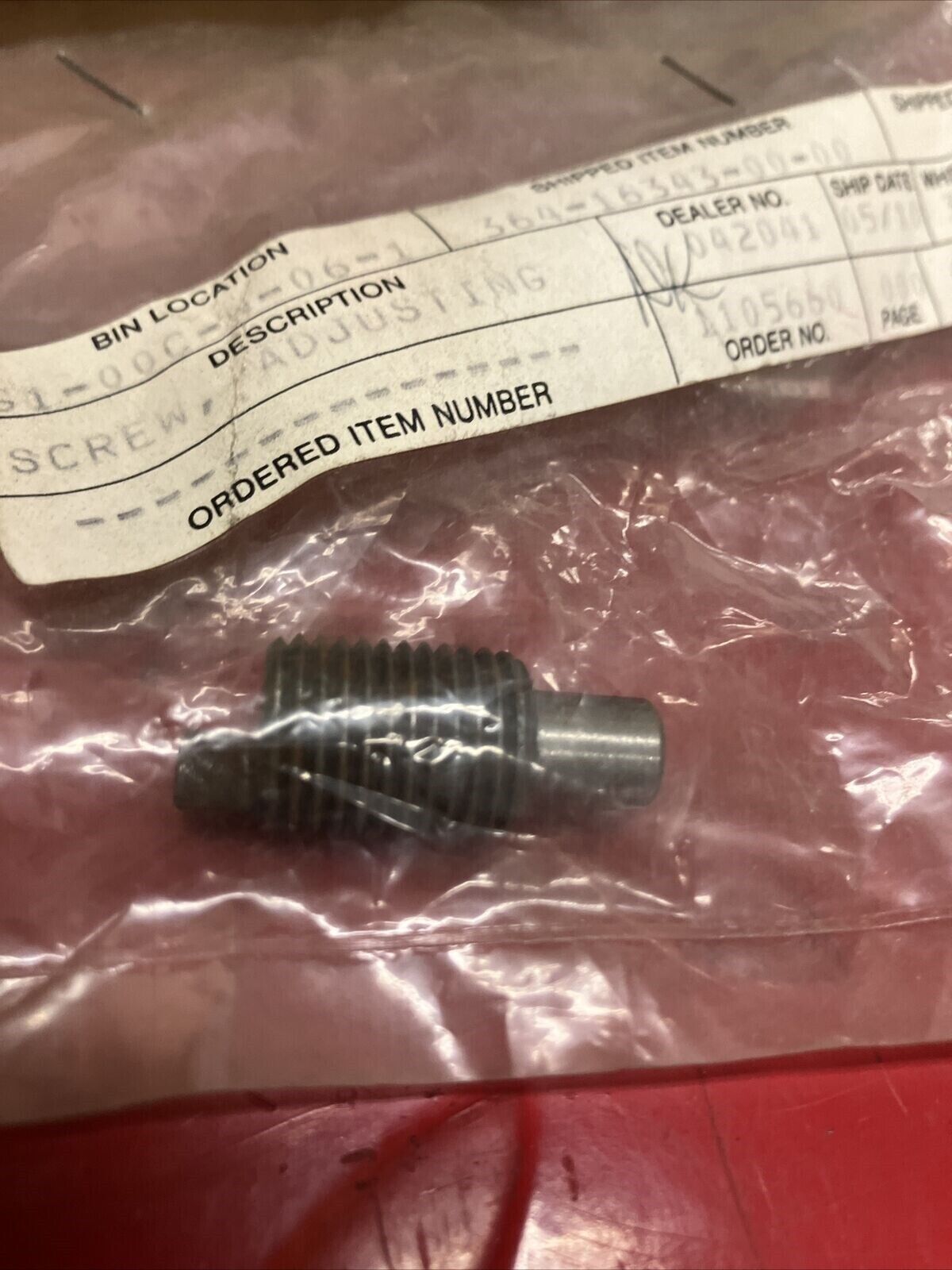 NOS YAMAHA CLUTCH ADJUSTING SCREW 364-16343-00-00 Y64