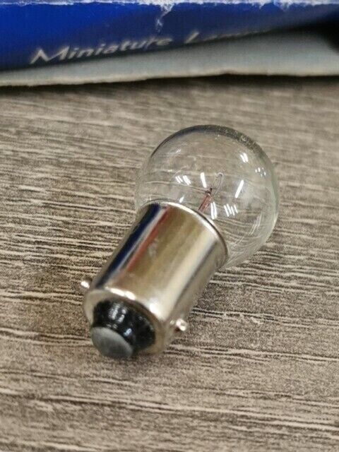 NEW NOS YAMAHA IT125 IT175 1980 - 1983 BULB 3R9-84514-00-00 Y104
