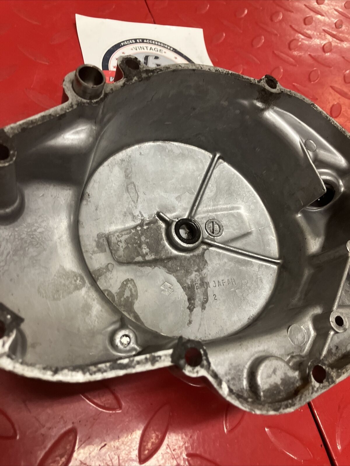 Suzuki RV125 1975 right crankcase clutch cover