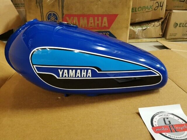 NOS Yamaha 1976 RD200 FUEL TANK (FRENCH BLUE) 398-24110-Y0-04