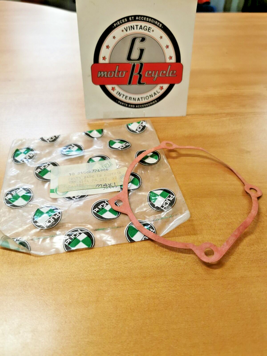 NOS BOMBARDIER PUCH MAXI SIDE COVER GASKET  773-400-106   349.1.10.349.1    P1