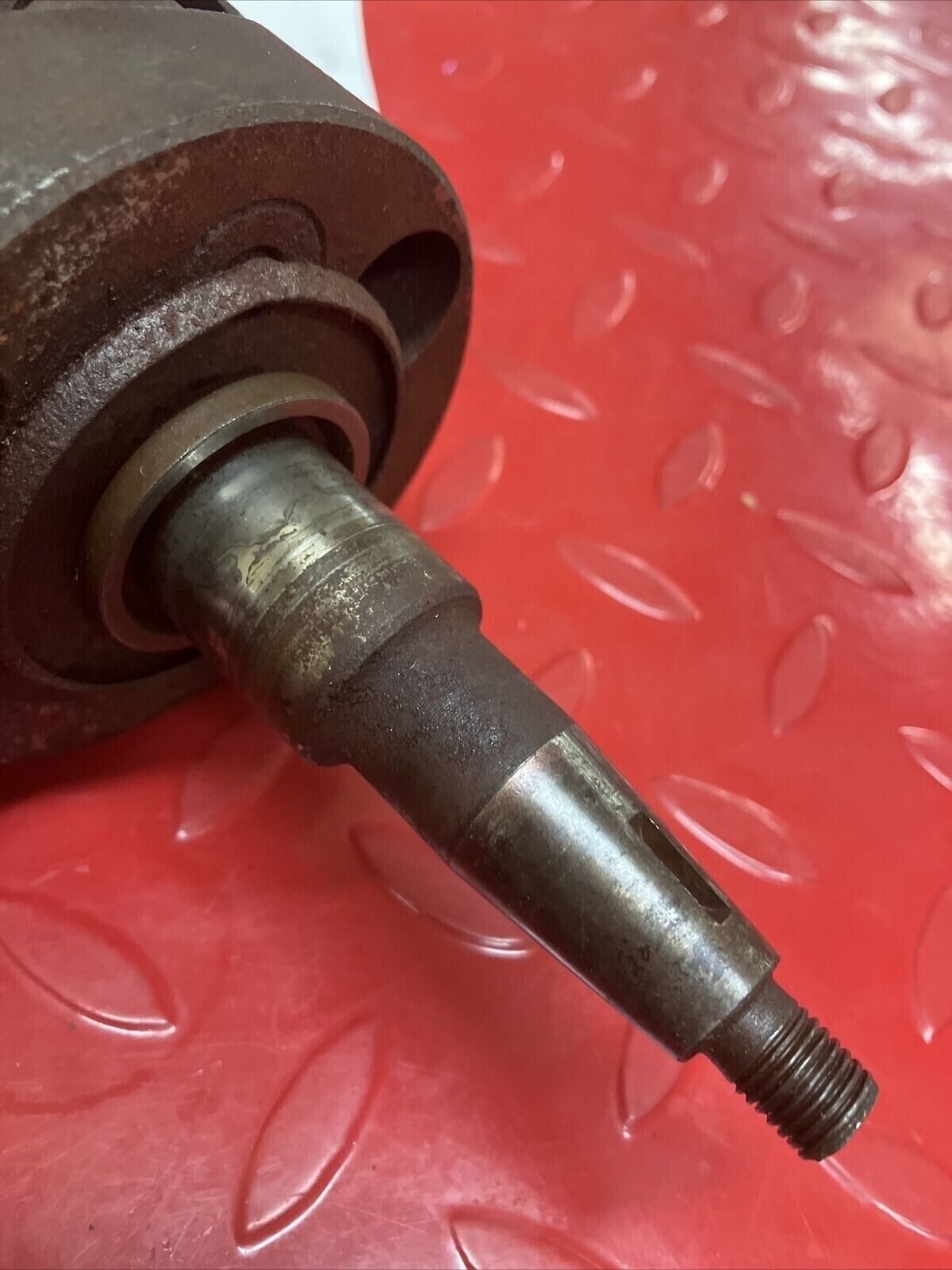 Suzuki TS125 1977 crankshaft crank shaft