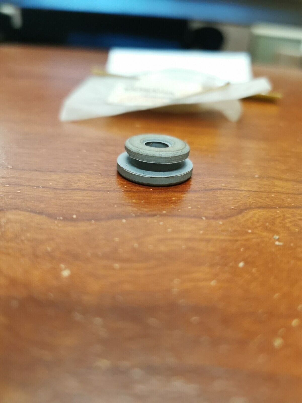 NOS Yamaha EF2000 YZ80 TT600 GROMMET 90480-13369-00 SUB. 90480-13014-00 Y100