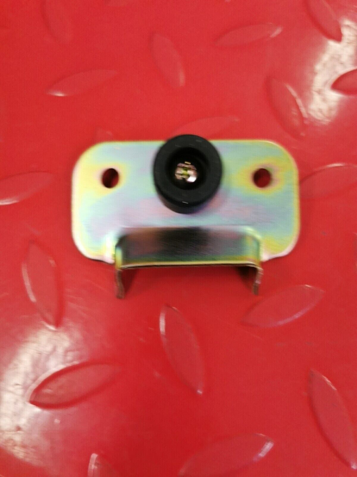 NEW SUZUKI SEAT BRACKET 45210-38B00 S11
