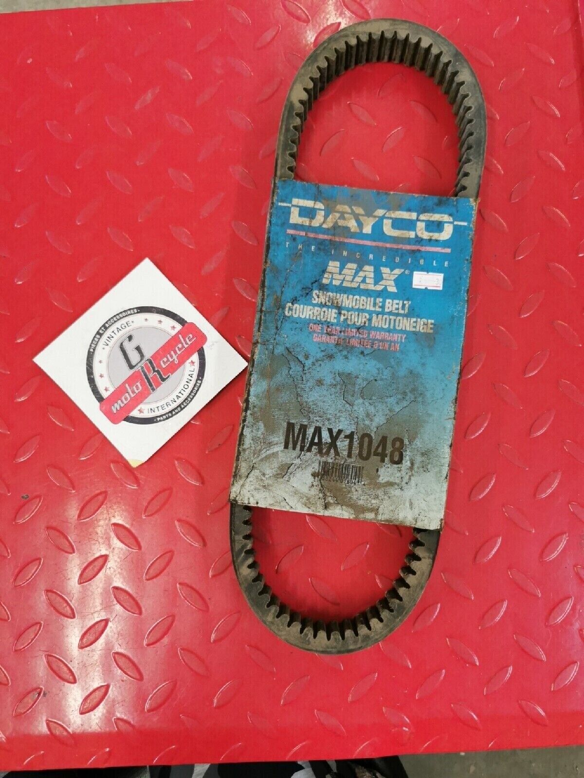 NOS  DAYCO   SNOWMOBILE BELT  MAX1048  J7