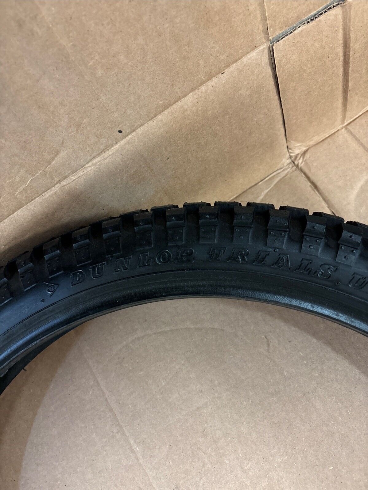 NOS DUNLOP TRIALS UNIVERSAL TIRE 3.00X21