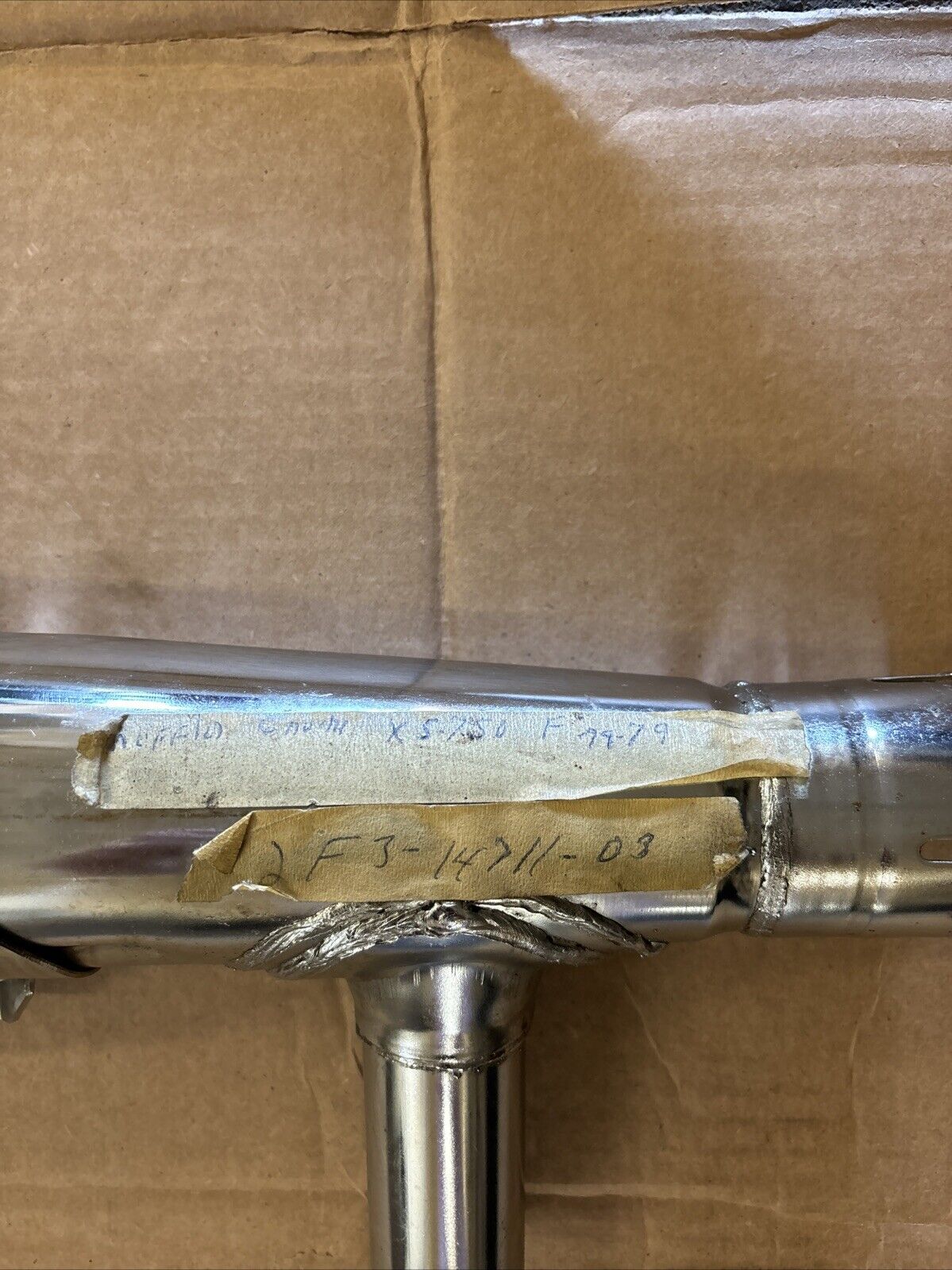 NOS Yamaha 1979 XS750 LEFT MUFFLER 2F3-14711-03-00 SUB 2F3-14711-80-00 YB3