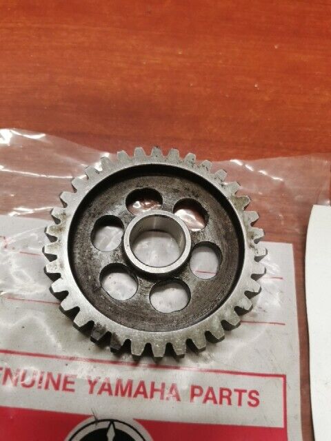 NOS Yamaha CS3 CS5 RD200 1ST WHEEL GEAR 174-17211-00-00 SUB 174-17211-01-00 Y153