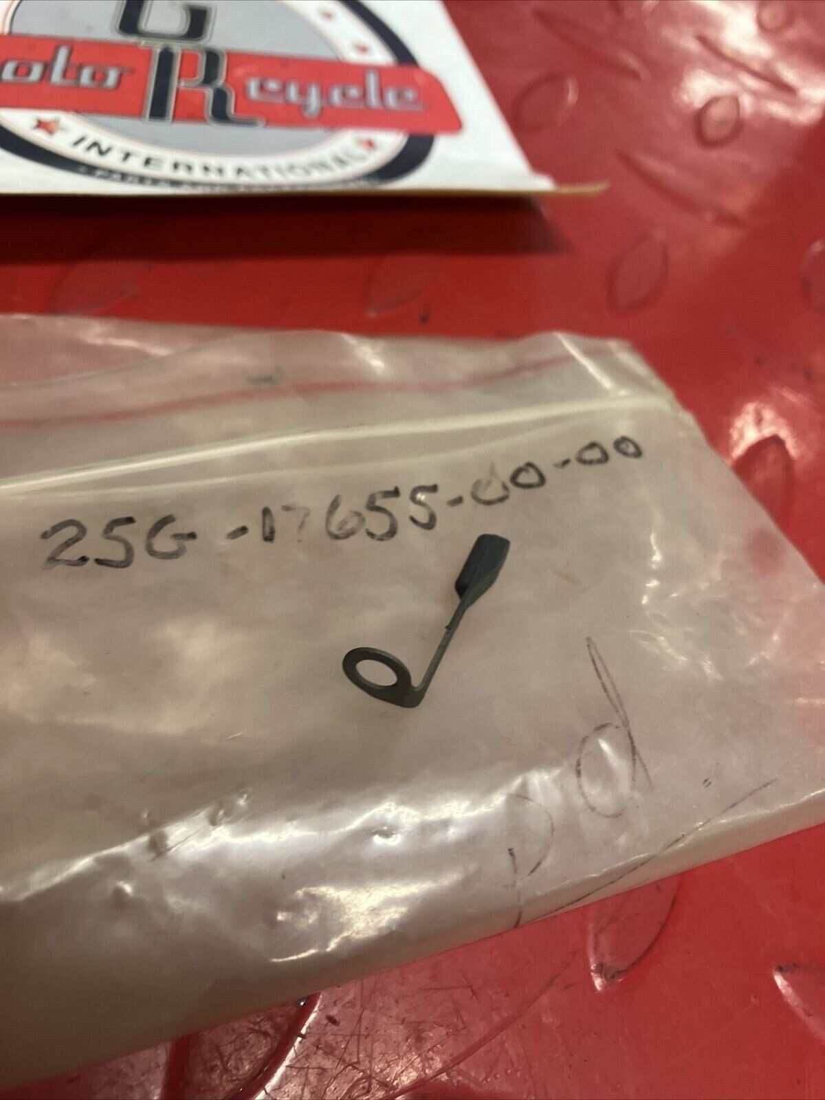 NOS YAMAHA CLUTCH DAMPER SLIDER 25G-14655-00-00 Y61