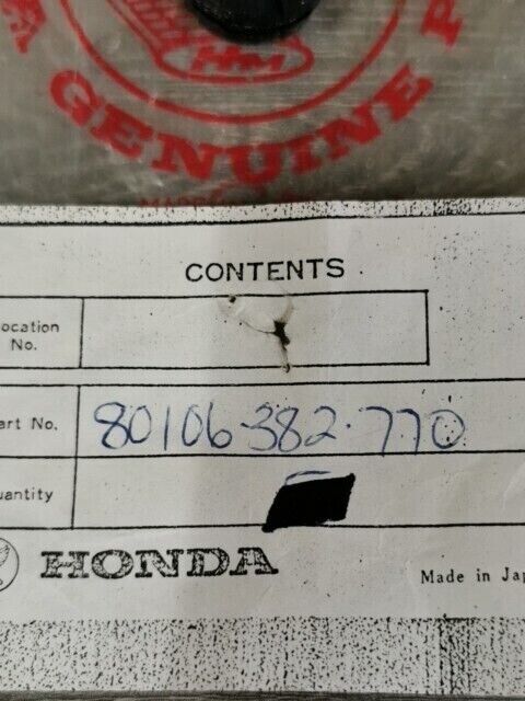 NOS HONDA CB1300F CBF1000 ST1300 CT125 XL125 RUBBER RR FENDER 80106-382-770 H92