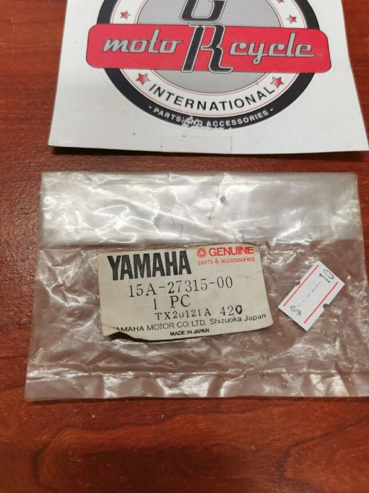 NOS Yamaha XT200 XT125 SIDE STAND LINK 15A-27315-00-00 Y69