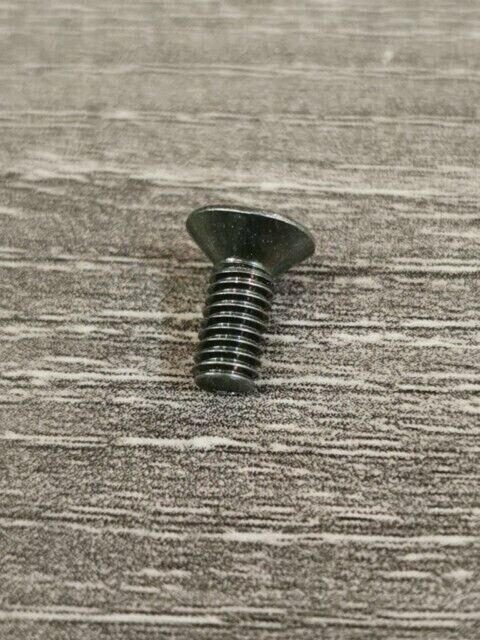 NOS SUZUKI DRZ125 DRZ125L 2003 - 2007 SCREW UPPER 02122-04103 S39