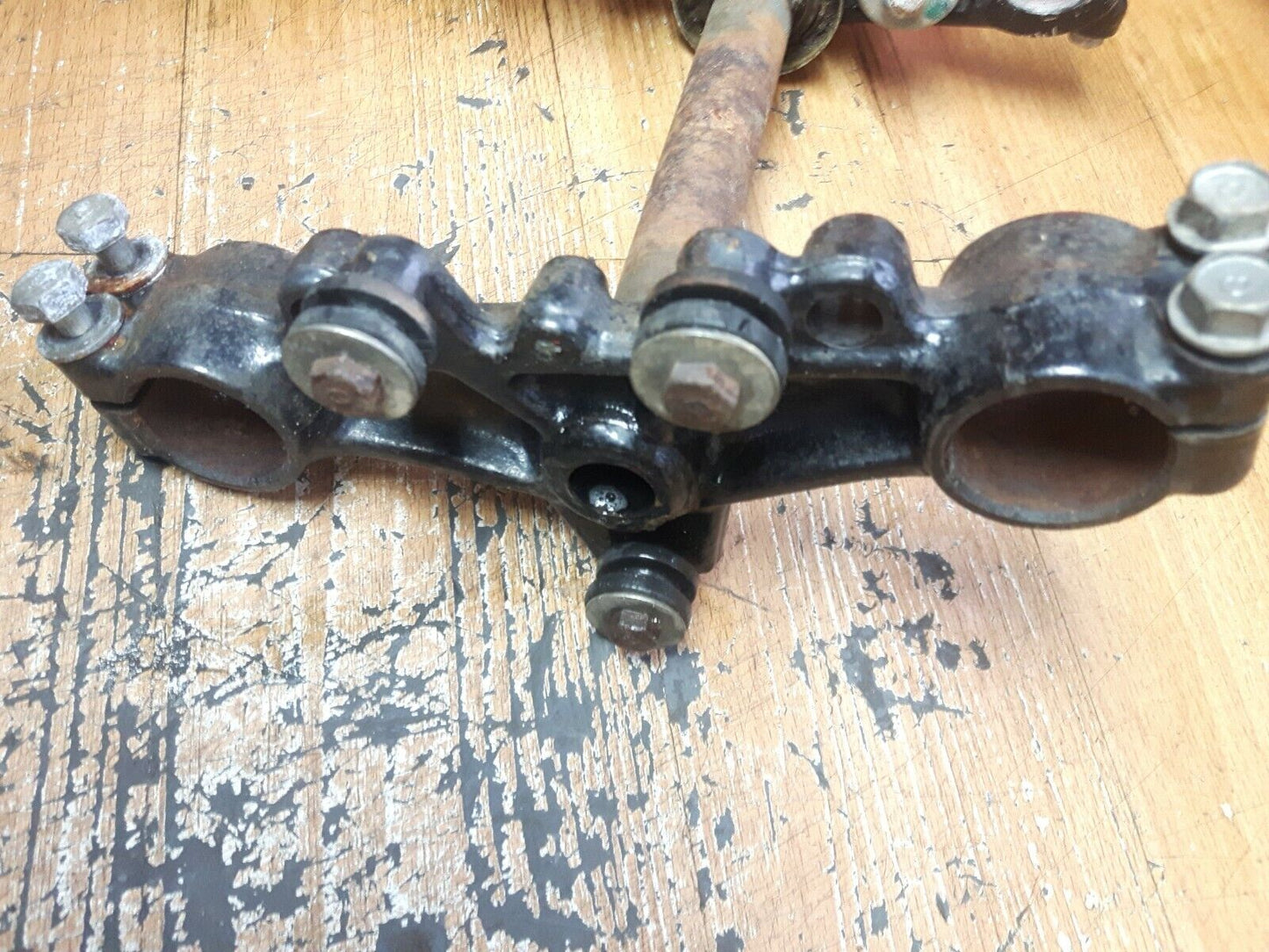 Honda XR200 1983 steering stem triple tree clamp bridge crown 1981 1982 1984