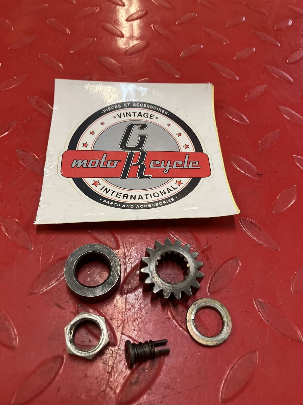 Honda XR80R 1986 primary drive gear nut washer