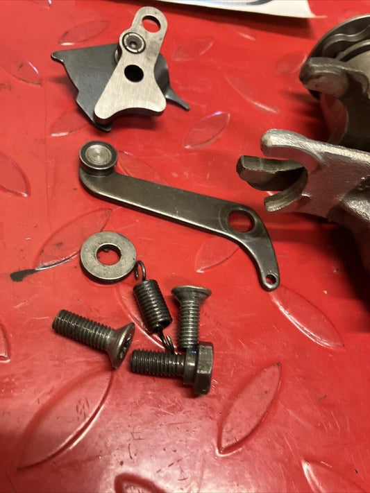 Suzuki RV90 1973 transmission gearshift gear shift forks drum 25311-12102