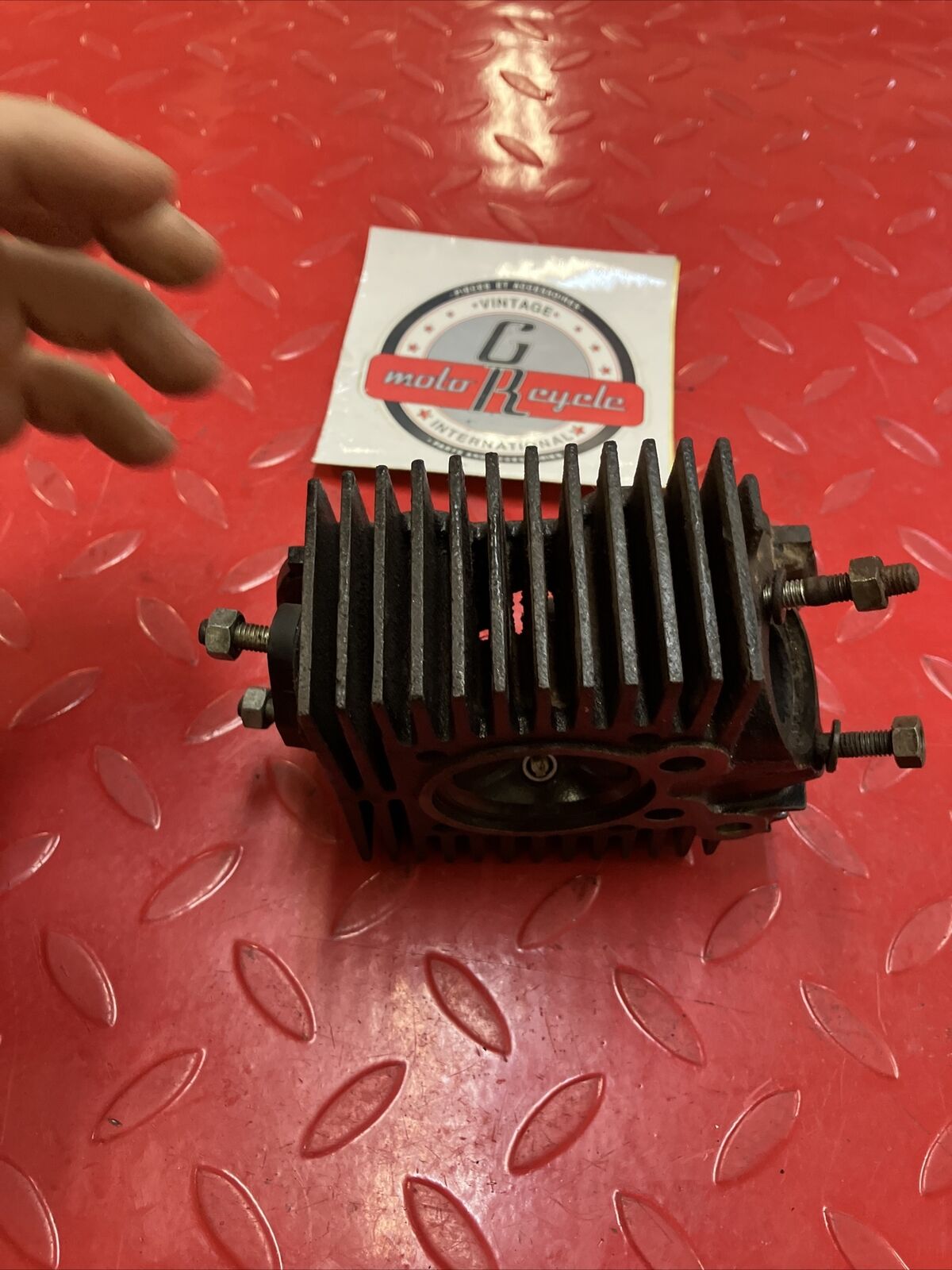 Honda C105 C105T CA105T Trail 55 cylinder jug barrel head valve