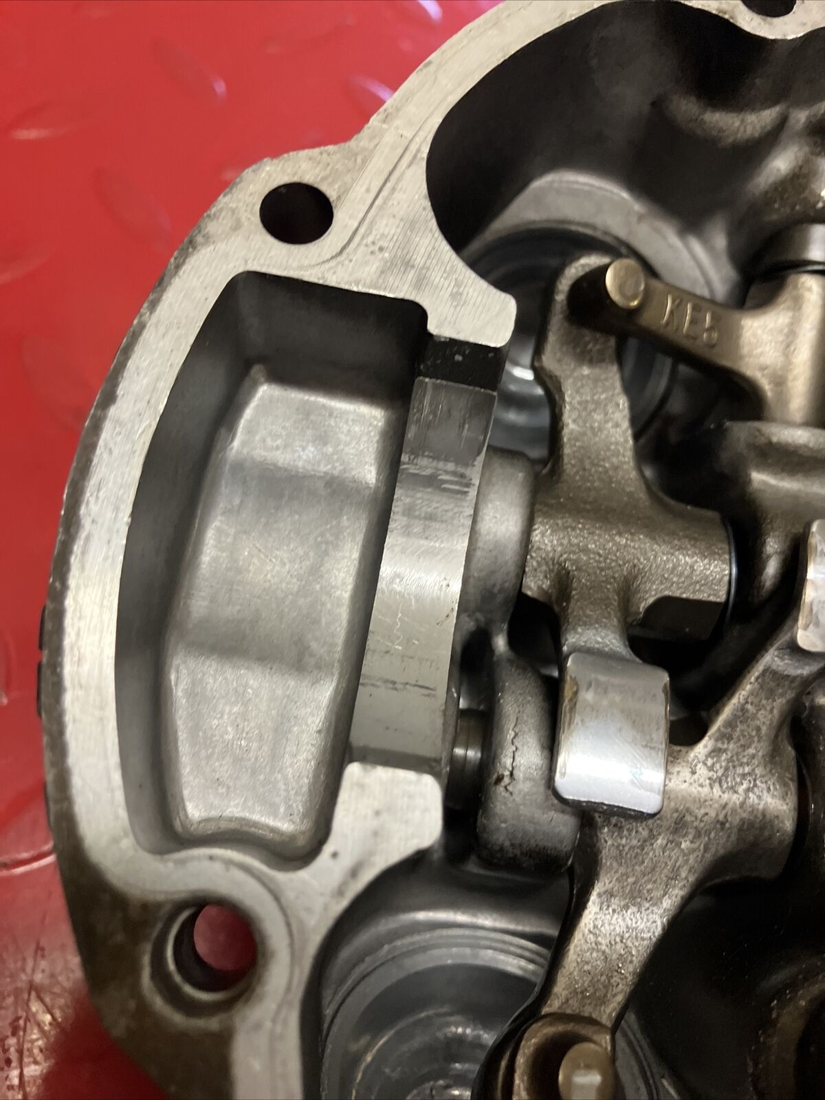 Honda XL350R 1984 cylinder head cover valve cover