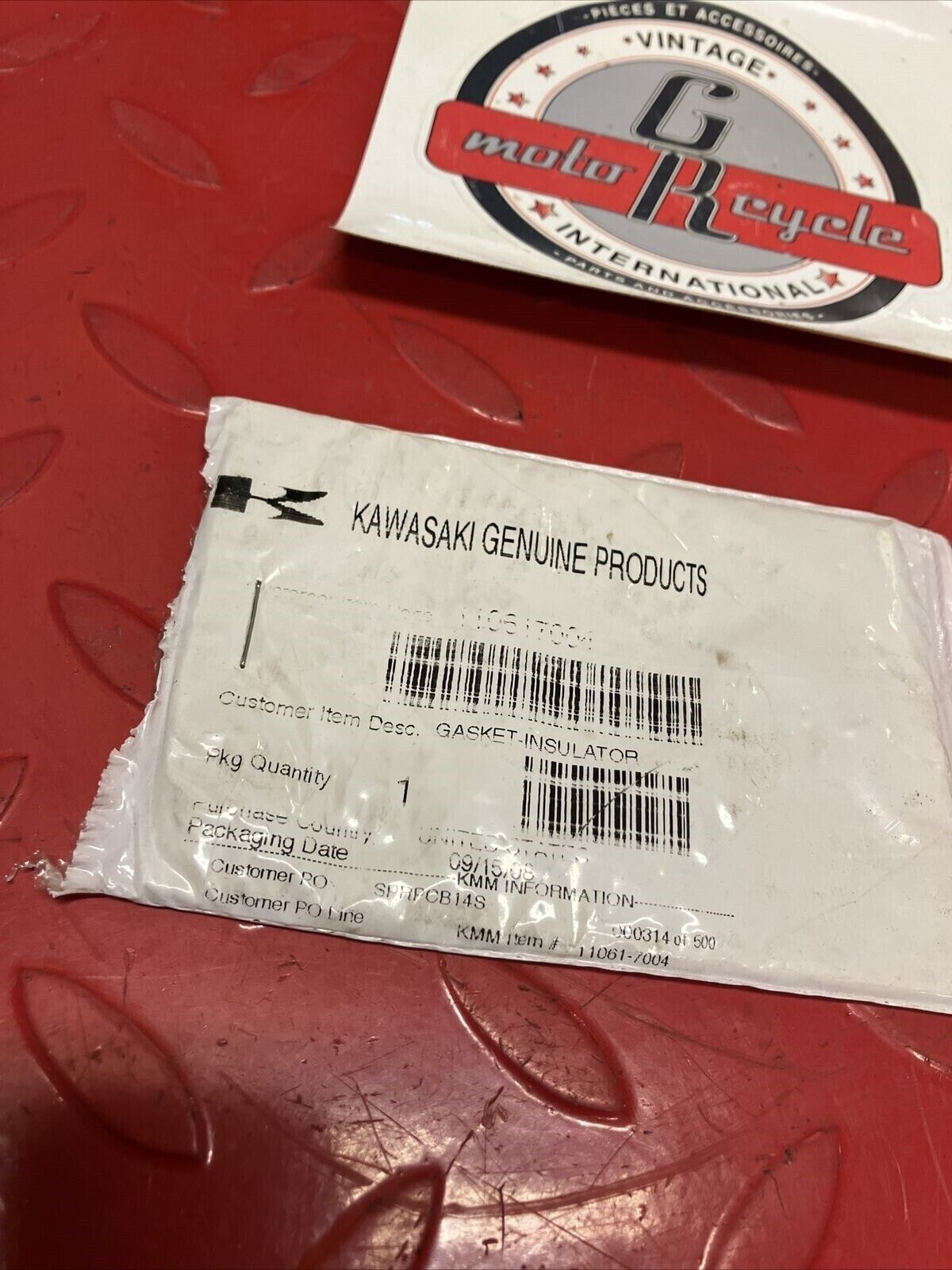 NOS KAWASAKI CARB MANIFOLD GASKET 11061-7004 K21