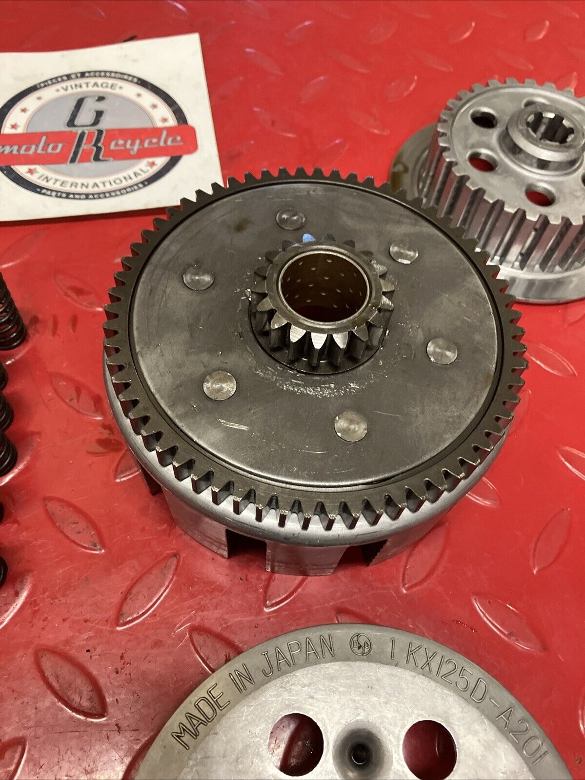 Kawasaki KDX200 1986 Clutch assembly basket hub pressure plate 1987