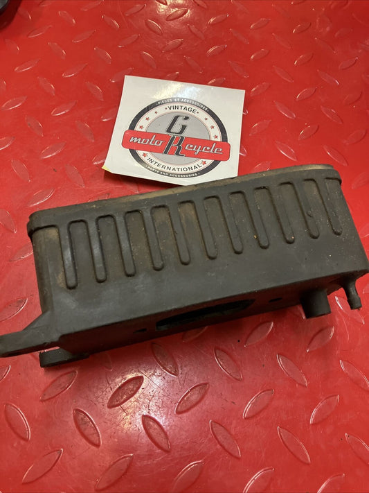 Yamaha RD400 1977 Airbox air box cleaner filter cleaner intake housing case 1978