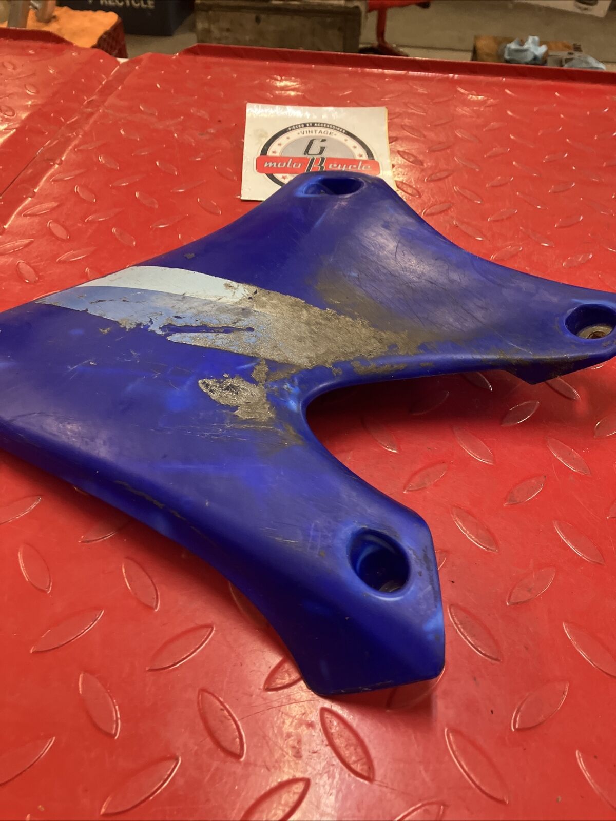 Yamaha YZ426F 2000 2001 2002 right side fuel tank radiator shroud cover OEM