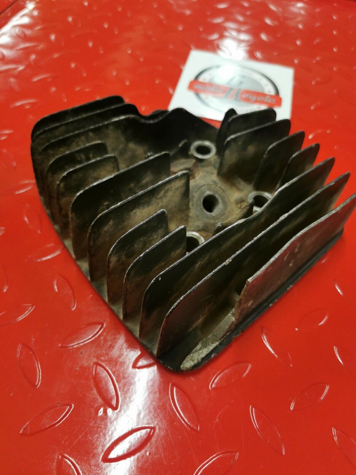 Kawasaki KD175 1976 cylinder head jug barrel cover T
