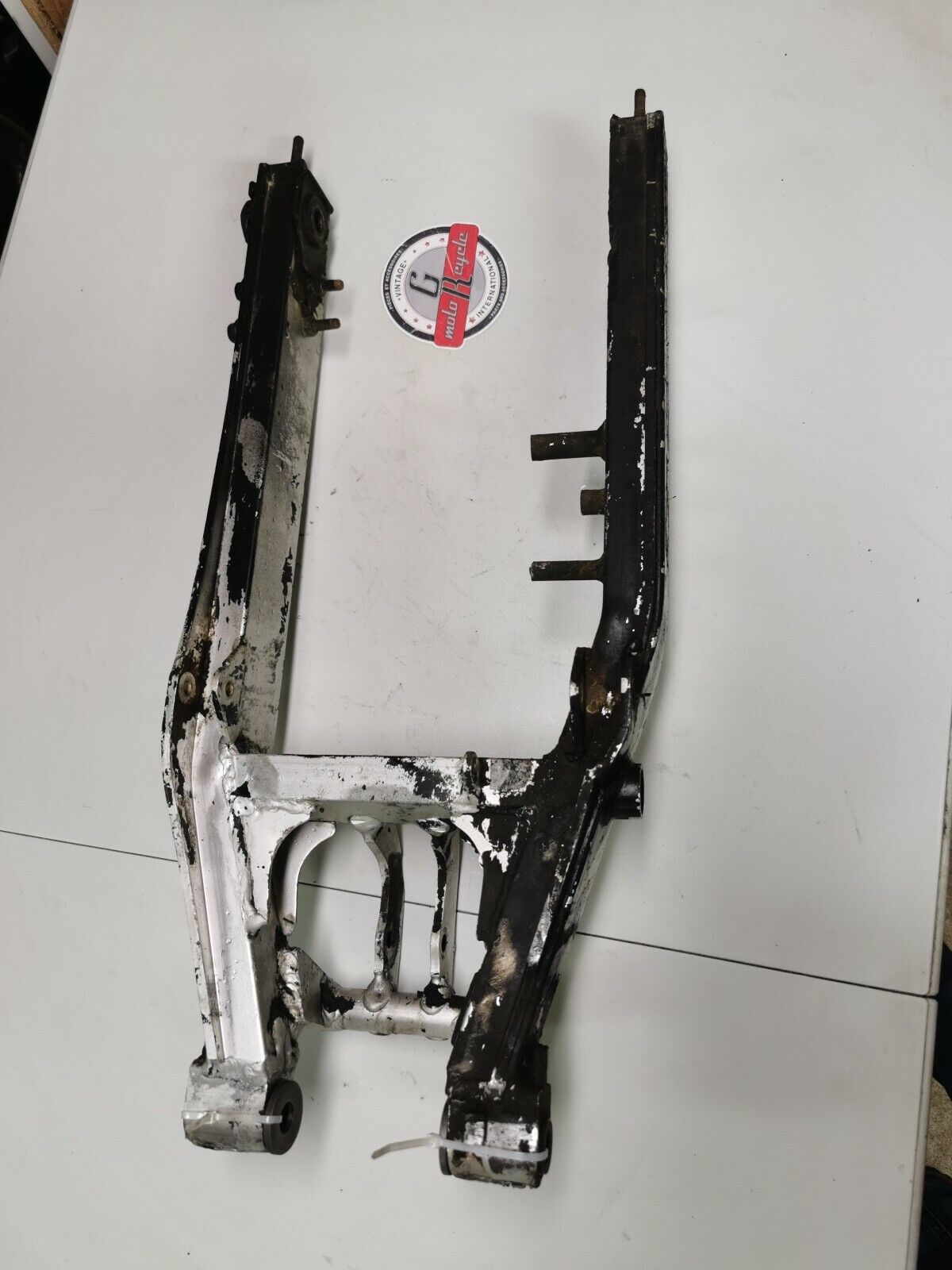 Suzuki PE175 1982 rear swinging arm swingarm 1983